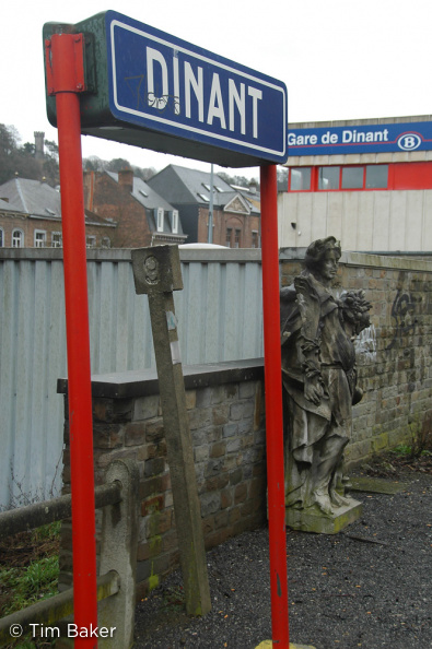 Dinant station