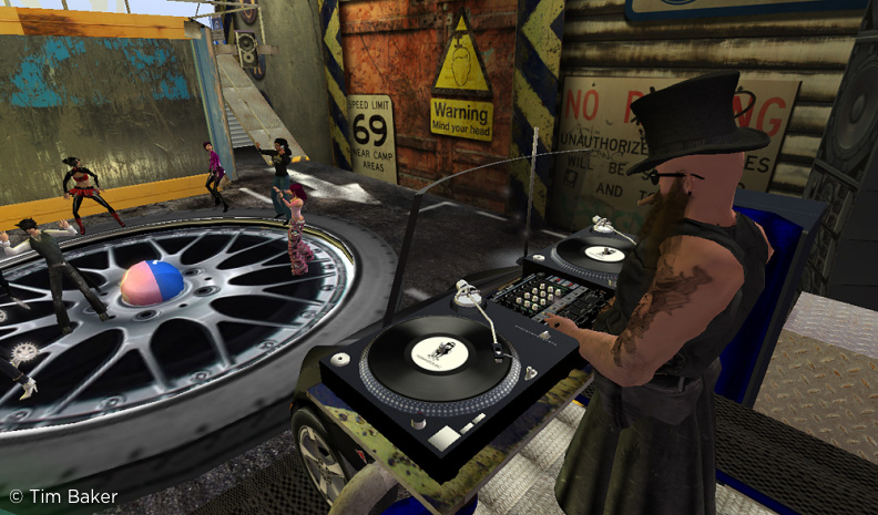 DJNoNo Ulysses DJs at the Parkade Finale