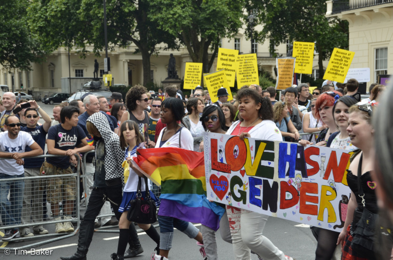 London Pride 2011 - Love has no gender