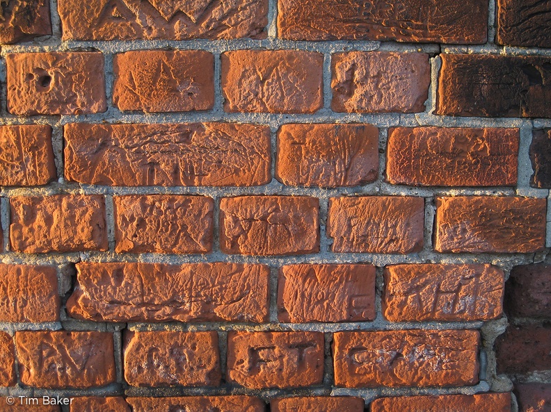 Ham_Brick_wall.jpg